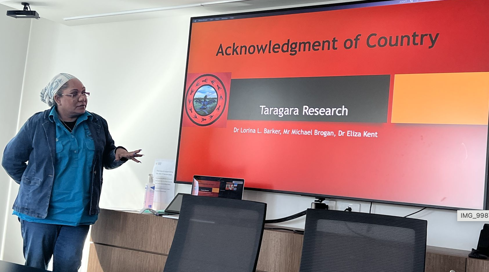 Taragara Aboriginal Corporation visit to the Research Centre for Deep History